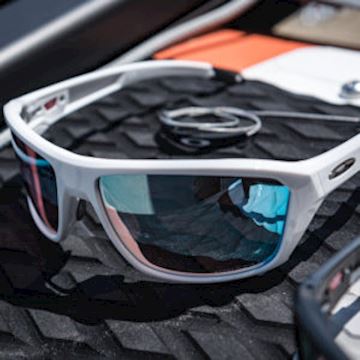 Oakley split shot deep water prizm white Nacra edition